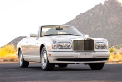 2001 Rolls-Royce Corniche 