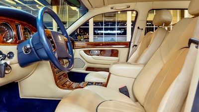 2001 Rolls-Royce Silver Seraph Park Ward