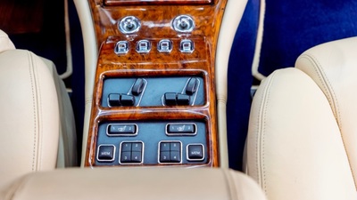 2001 Rolls-Royce Silver Seraph Park Ward