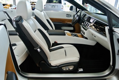 2019 Rolls-Royce Dawn